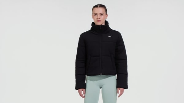 Svart Studio Puffer Jacket IE555