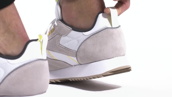 reebok trail shoes